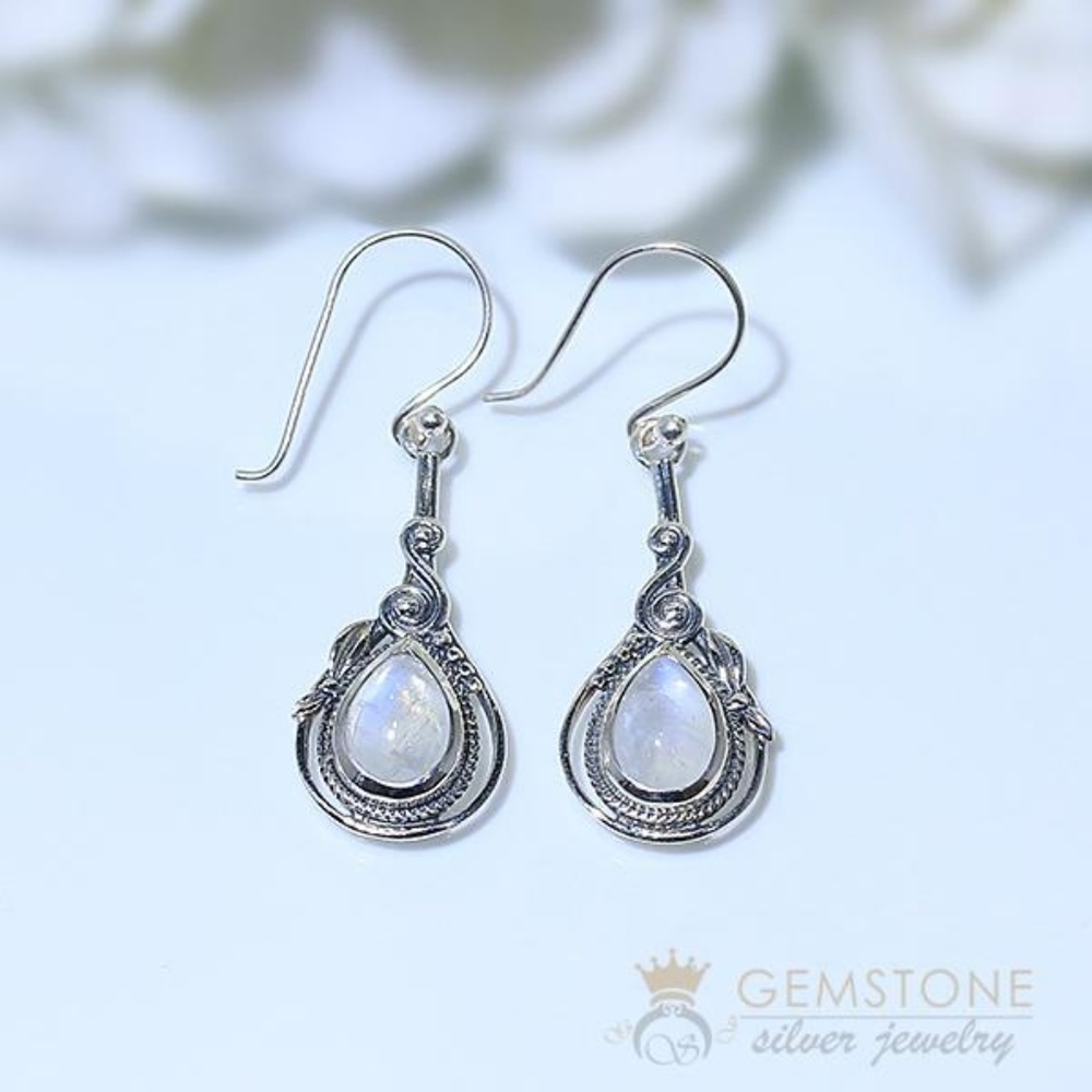 Moonstone Earring - Coral Delight
